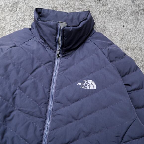 The North Face 550 Women's Light Goose Down Puffer Jacket in Deep Purple Size S - Picture 2 of 4